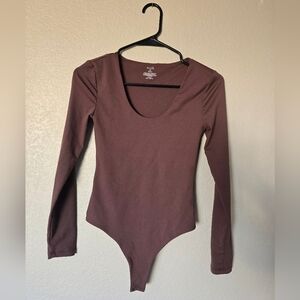 Nuuds Women's Long Sleeve Scoopneck Bodysuit Size XS